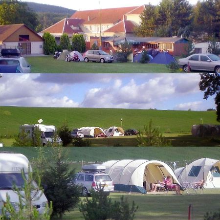 Готель Camp Oaza Chudcice Екстер'єр фото