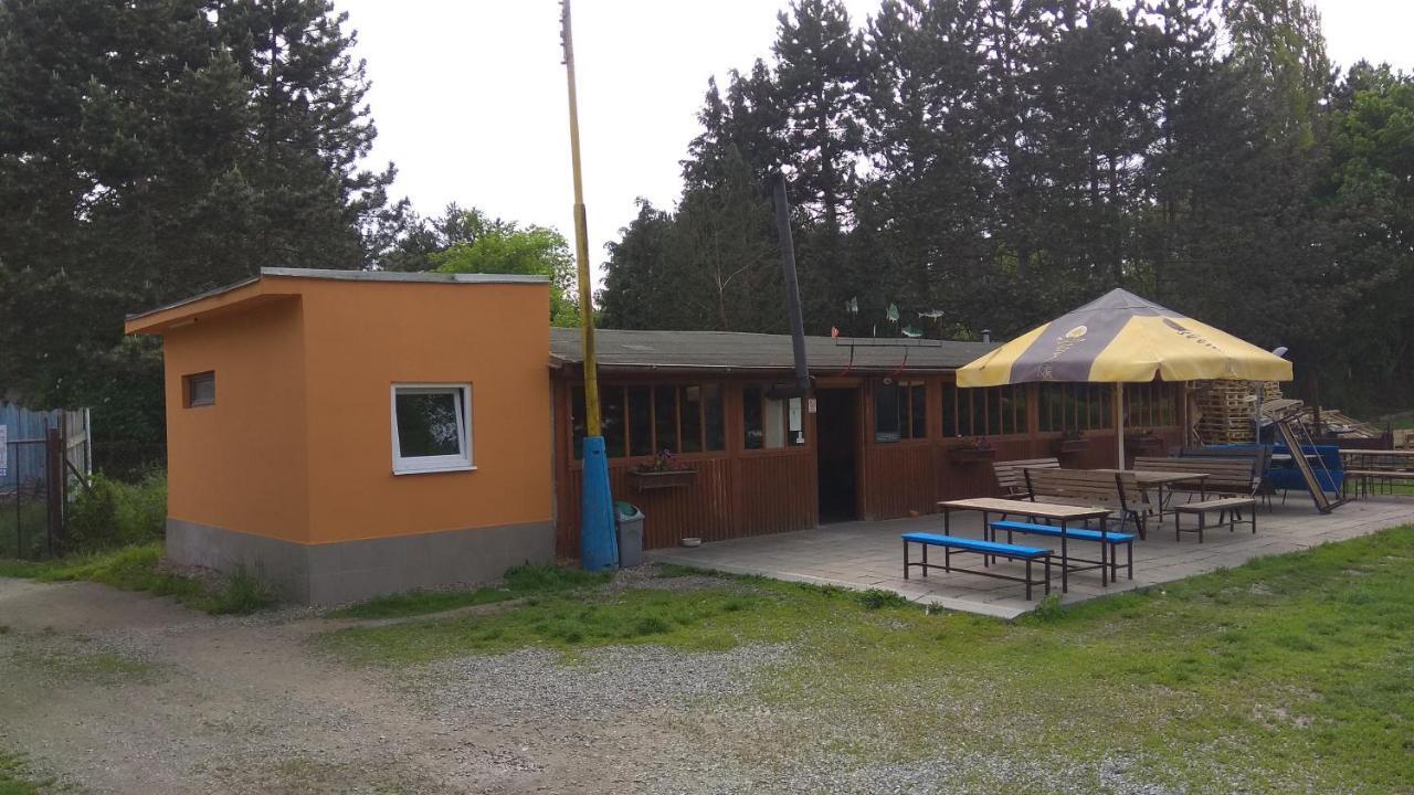 Готель Camp Oaza Chudcice Екстер'єр фото