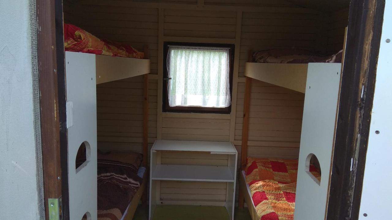 Готель Camp Oaza Chudcice Екстер'єр фото